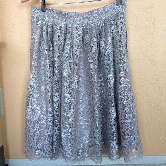 🎈bundled🎈 Anthro lace skirt - Picture 4 of 4