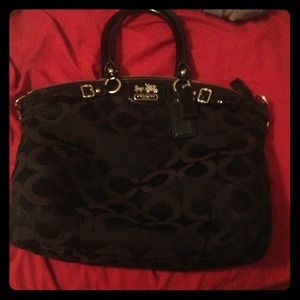 Reduced coach purse. Willing to trade.