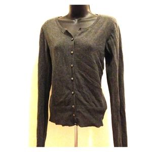 Sleek and barely used cardigan