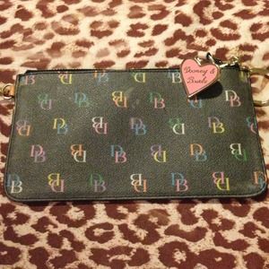 Dooney and Bourke clutch