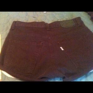 Traded----Magenta Levi's high waisted shorts