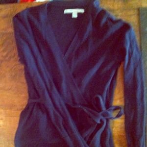 Navy Ballet wrap with argile stitching.