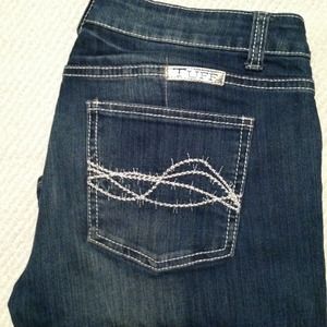 🌀Reduced🌀 Cowgirl Tuff "Hippie" Jeans