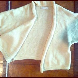 Oversized knit, cover up!