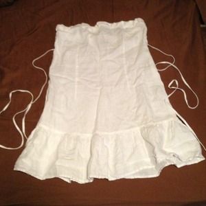 Strapless white 100% linen minidress