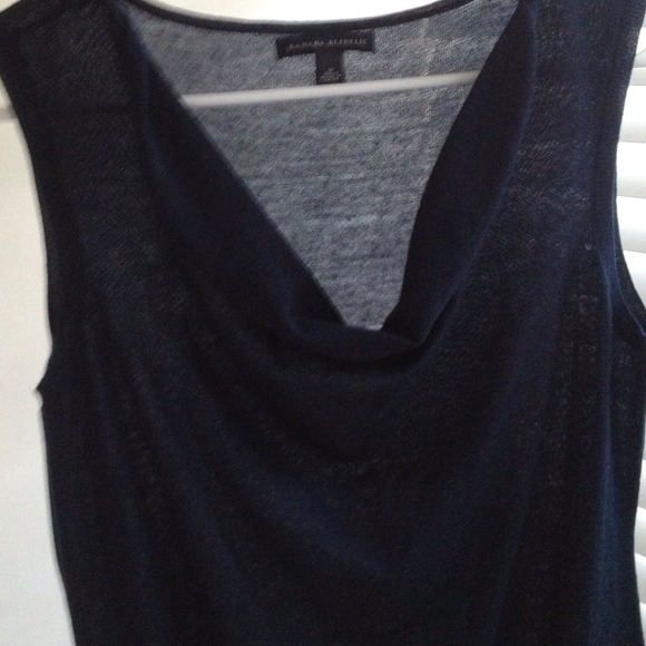 ⚓SOLD⚓ Classy 🌟Navy 🌀Banana Republic🌀Drape top - Picture 2 of 4