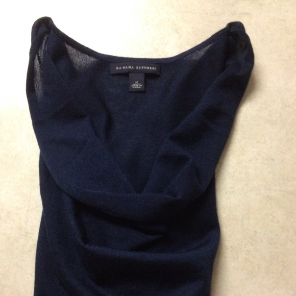 ⚓SOLD⚓ Classy 🌟Navy 🌀Banana Republic🌀Drape top - Picture 3 of 4