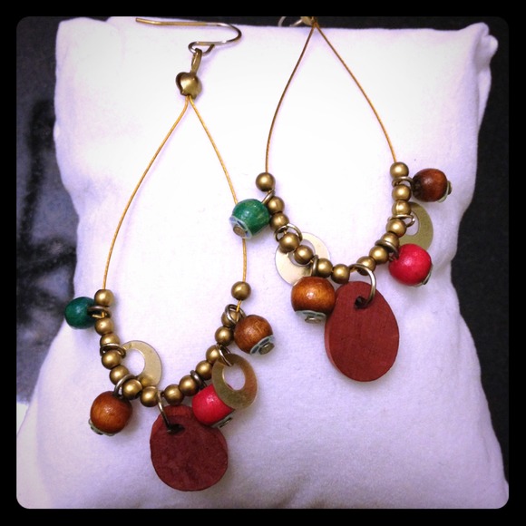 Dangling earrings