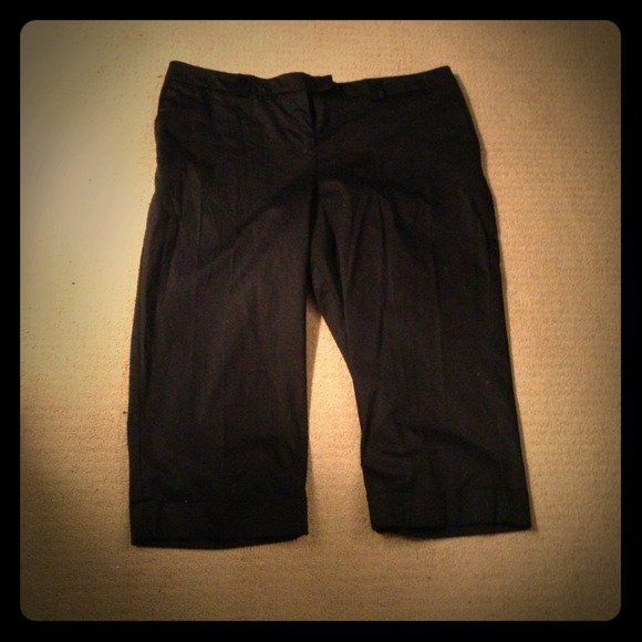 🚫Bundled🚫NWT black dressy Capri size 18 - Picture 1 of 2