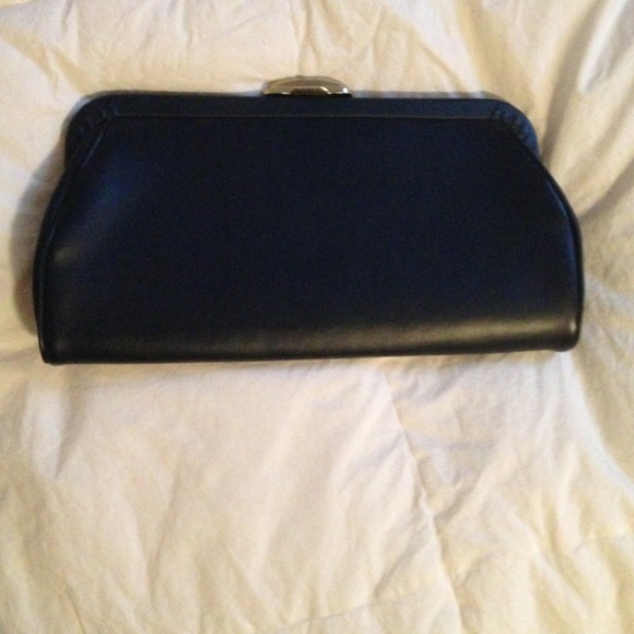 Navy clutch