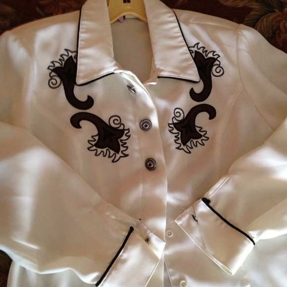 Silky Cream Western Shirt sz 8/10