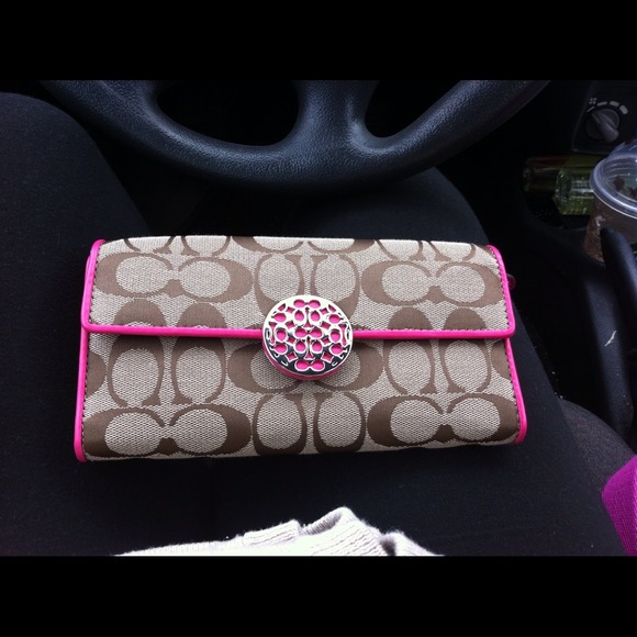 Coach wallet.