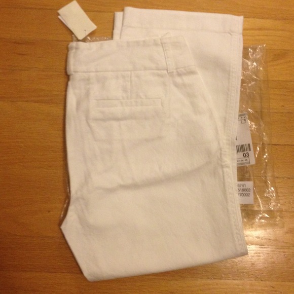 J Crew NWT white capris