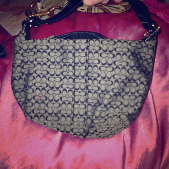 Authentic Coach! Black Small Bag - Picture 1 of 4