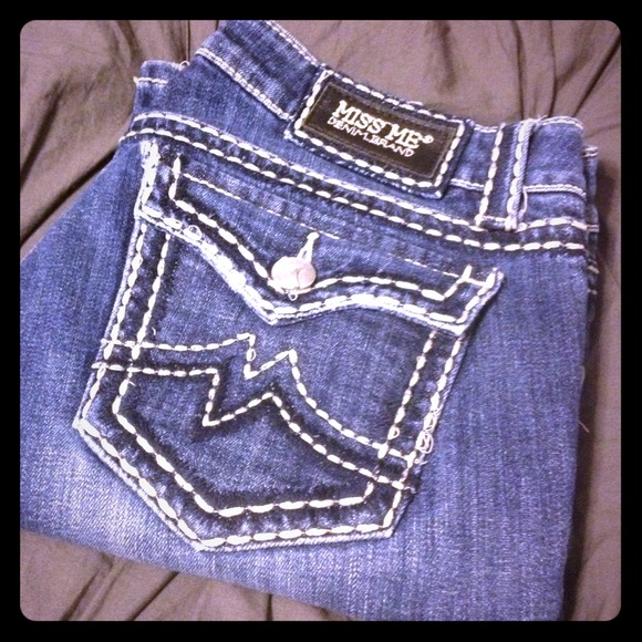 Miss Me Jeans. Size 31R. Lightly worn.