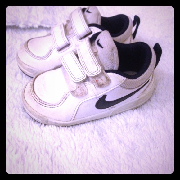 Velcro white and navy nikes BUNDLE
