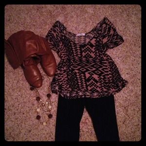Tribal pattern brown black flow top😍
