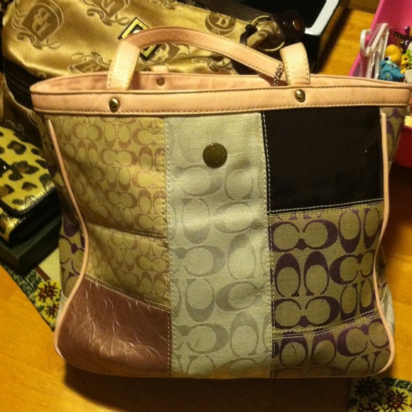Authentic coach purse