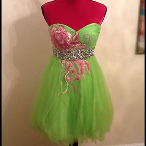 Beautiful prom or party dress!!!