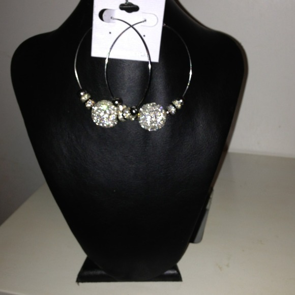 Jewelry - Earrings