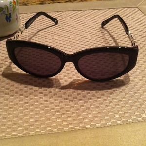 Brighton sunglasses with Brighton hard case