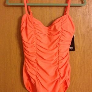🍒Sold🍒ABS Allen Schwartz NWT Swimsuit!