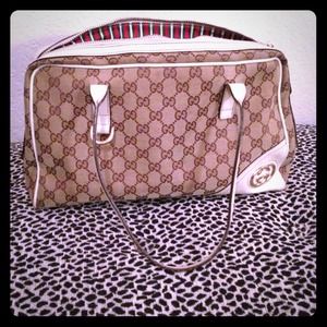 🔴TRADED🔴 Authentic Gucci Handbag