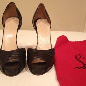 *SOLD* Very Prive Christian Louboutins