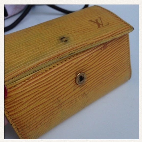 {LOUIS VUITTON} Epi Leather Key Holder Wallet - Picture 3 of 4
