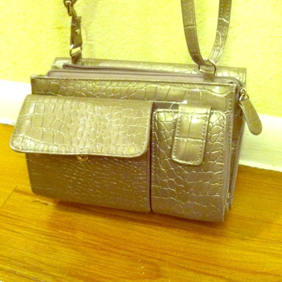 Silver shoulder purse