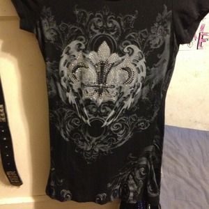 Black t shirt with angle wing design and spade