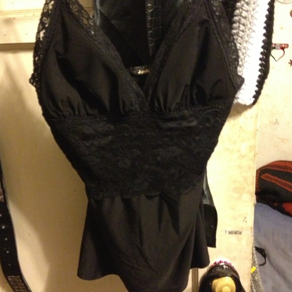 👎 sold in bundle/Lingerie top