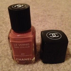 🎀Chanel Nail Polish🎀