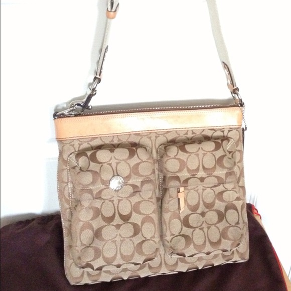 Coach Handbags - Authentic Coach Purse