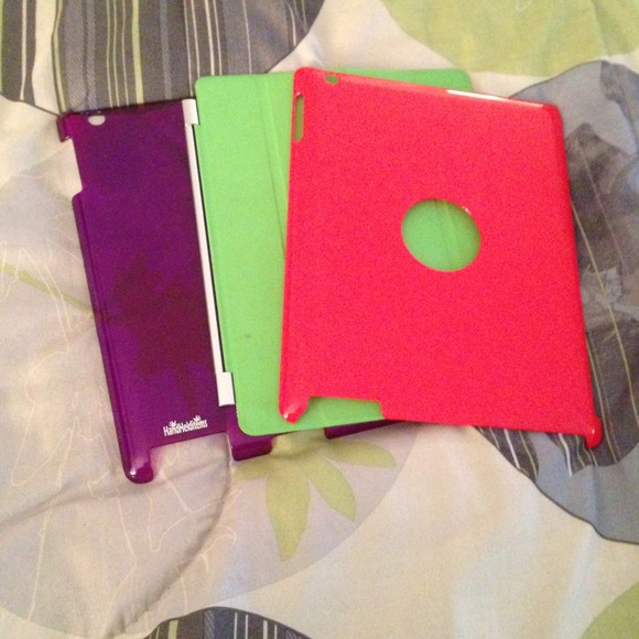 Green Authentic Smart Cover & two hard back covers