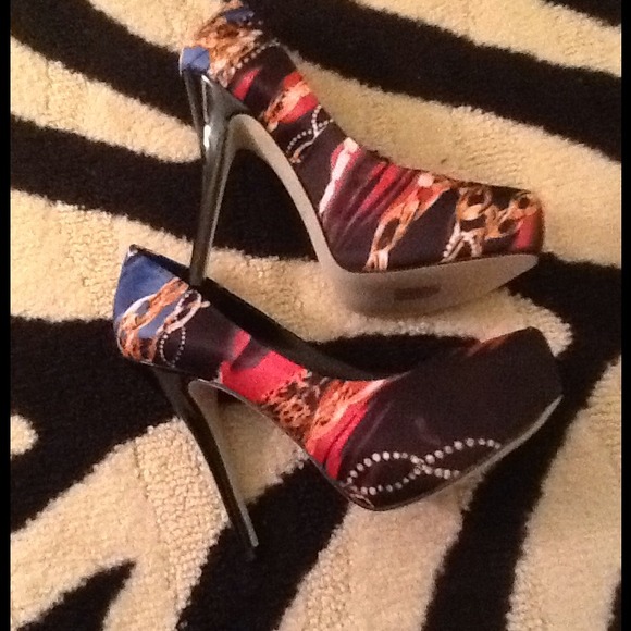 New Aldo shoes - Picture 2 of 4