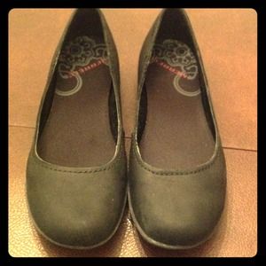 **Sold in Bundle** Merrell Flats