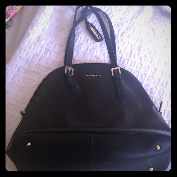 HOLD Authentic Cynthia Rowley handbag
