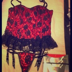 XL Black & Red Lace Fredrick's Corset w/ hose