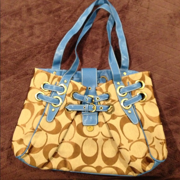 ❌RESERVED❌ @smhenson1974 COACH  handbag