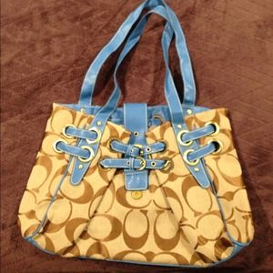 ❌RESERVED❌ @smhenson1974 COACH  handbag