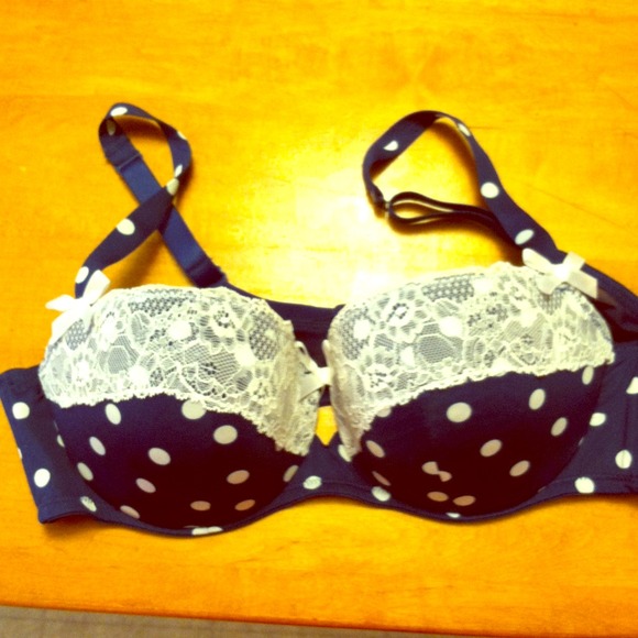 Size 40B Lane Bryant Cacique intimates Bra.