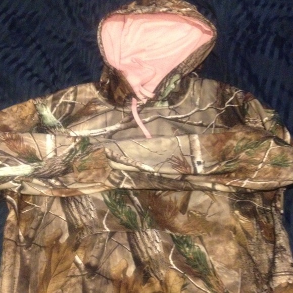 ❌SOLD ❌Realtree Sweatshirt size Medium.