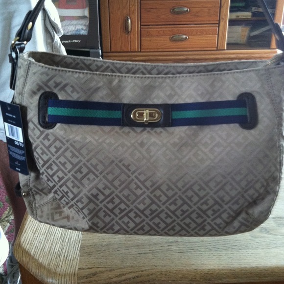Tommy Hilfiger shoulder bag - Picture 1 of 1