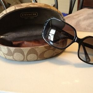 COACH Sofia sunglasses (black)