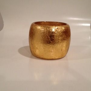 Gold thick bangle