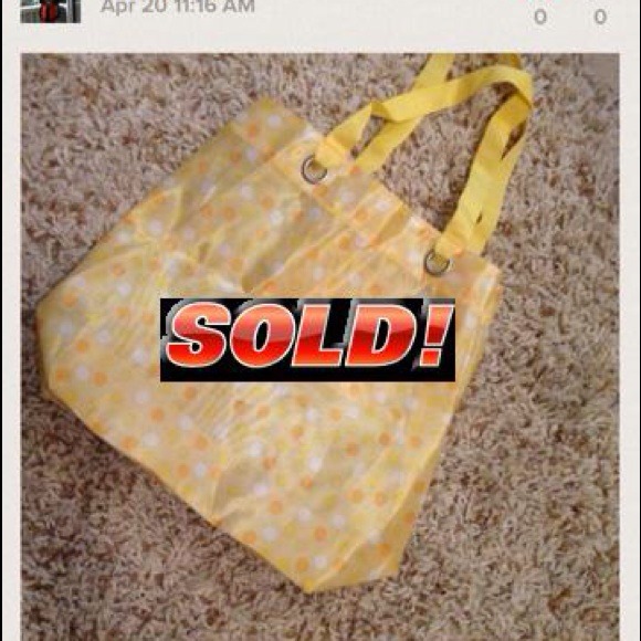 REDUCED--Great summer beach bag