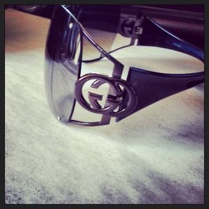 GUCCI sunglasses authentic