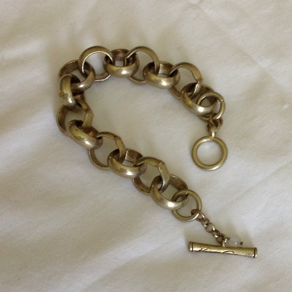 Bracelet