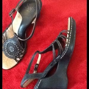 Shoes, black leather wedges.